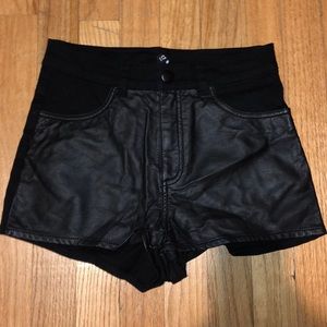 NWT H&M shorts size 4 pleather black “leather”